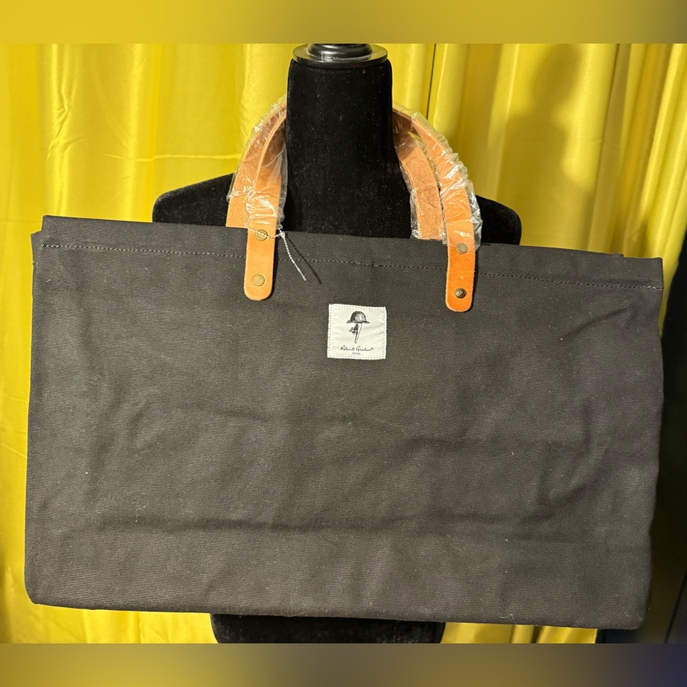 Robert Graham Canvas Black Large Tote Bag With Leather Handles‎ Size 20 x 14 New